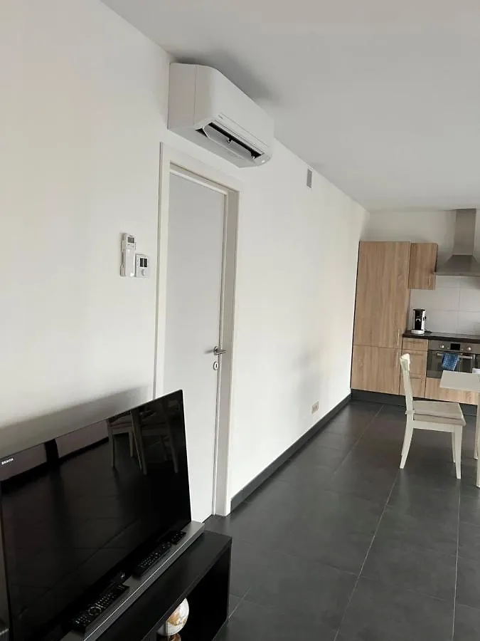 K&Y Suite 1 Brussels Airport 500M! Zaventem
