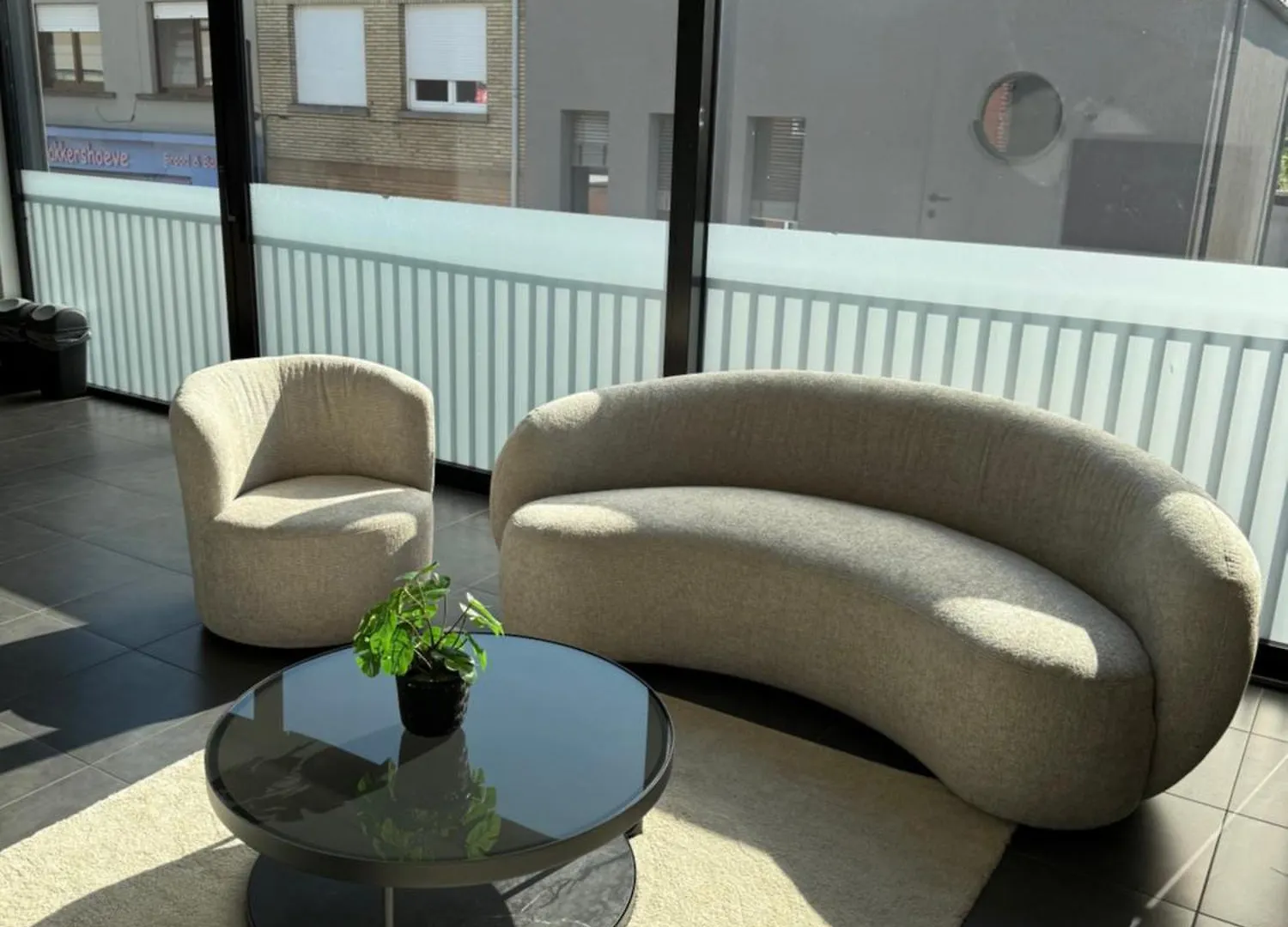 K&Y Suite 1 Brussels Airport 500M! Zaventem Apartahotel