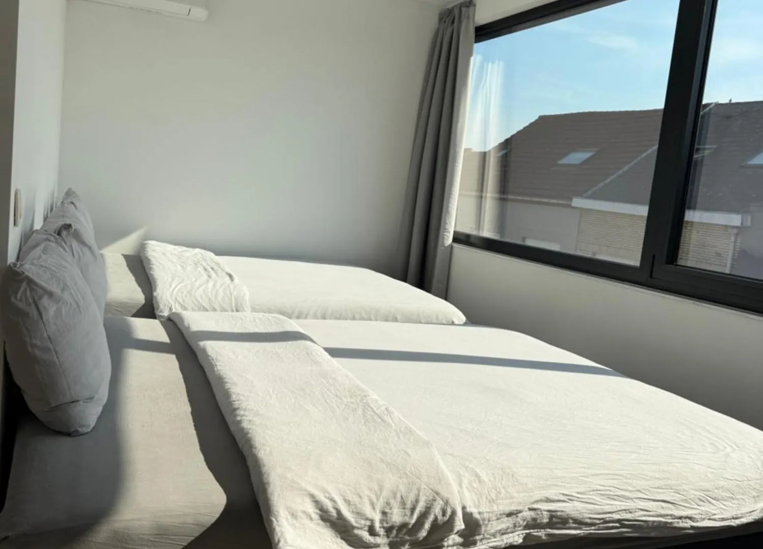 K&Y Suite 1 Brussels Airport 500M! Zaventem Apartahotel